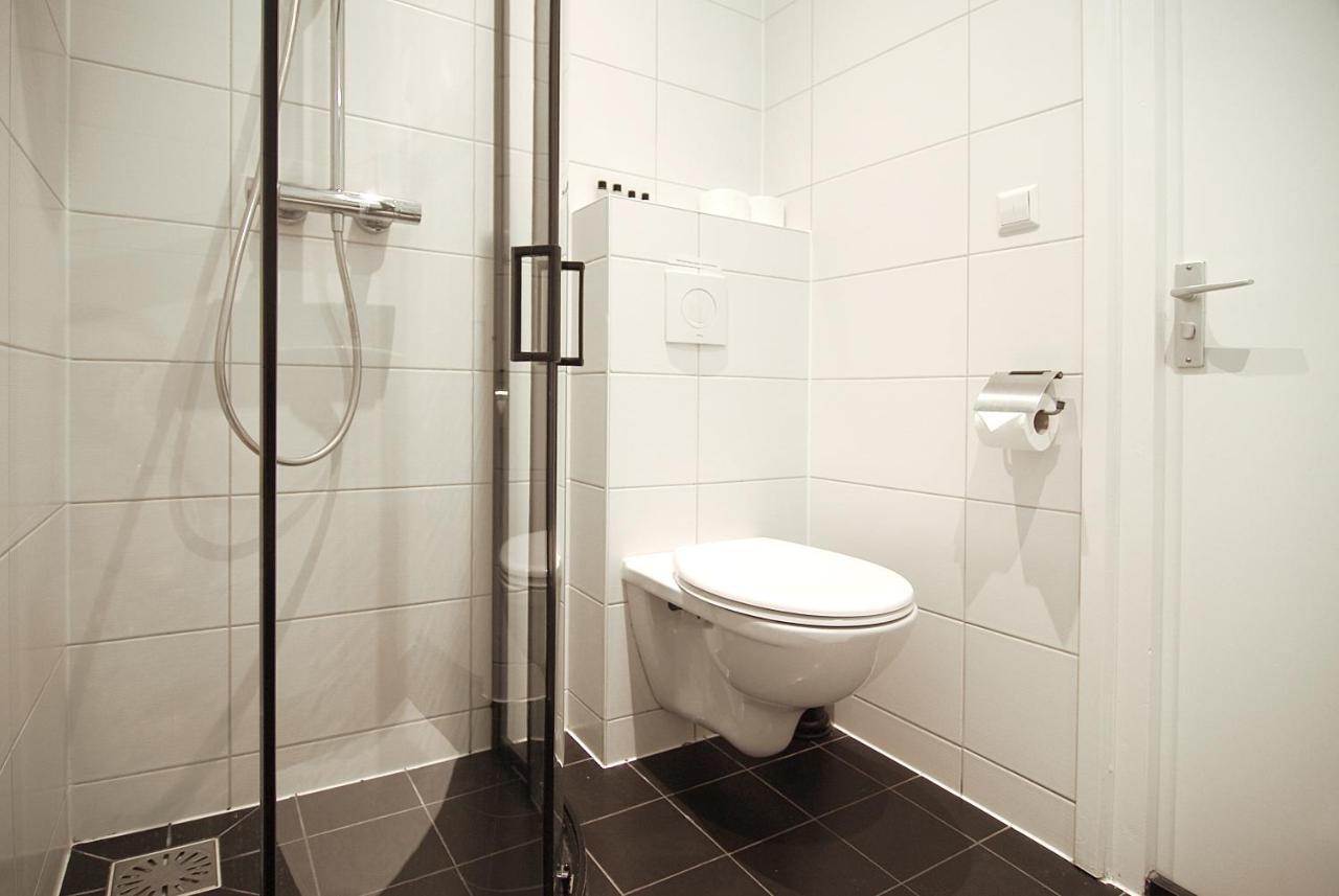 Weber Hotel 117 2*