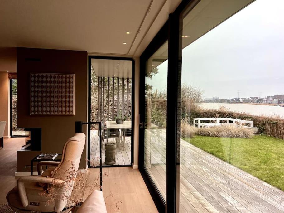 Villa Luxury Waterfrontvilla Amsterdam