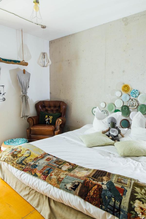 Clinkmama Hostel *