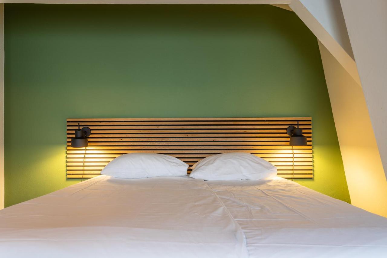 Weber Hotel 117 2* Amsterdam