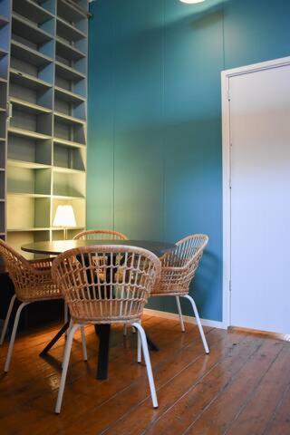 Private 4p Top Floor - Homestay