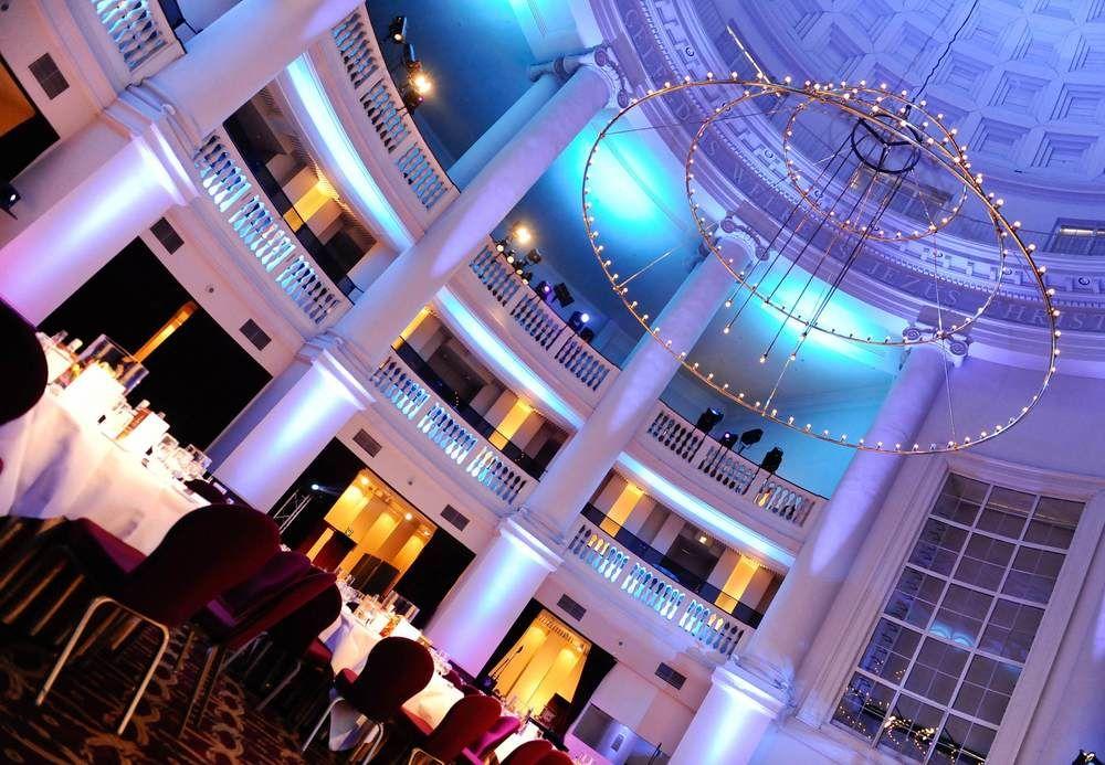 Renaissance Hotel 5*