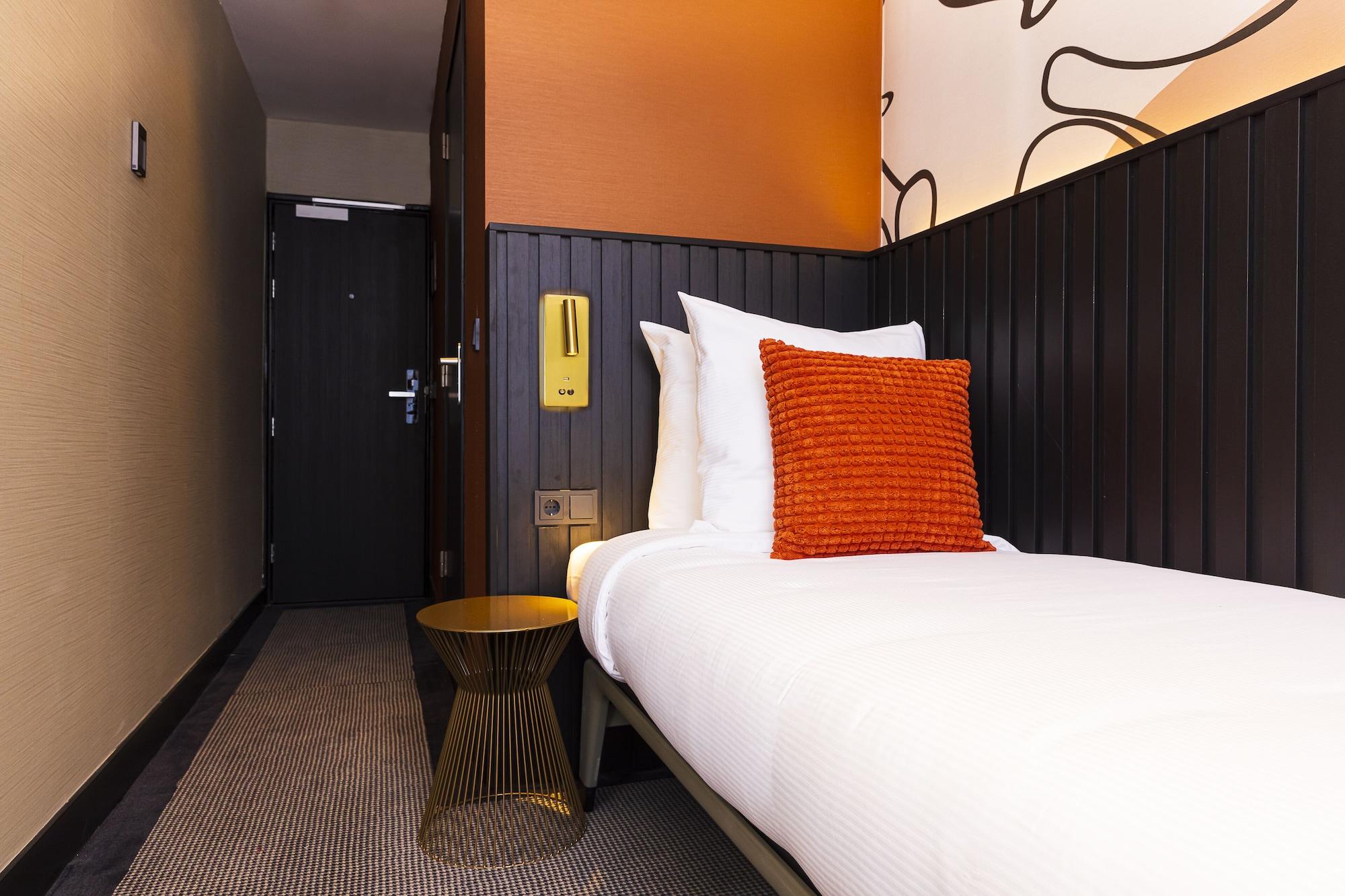Huygens Place Hotel