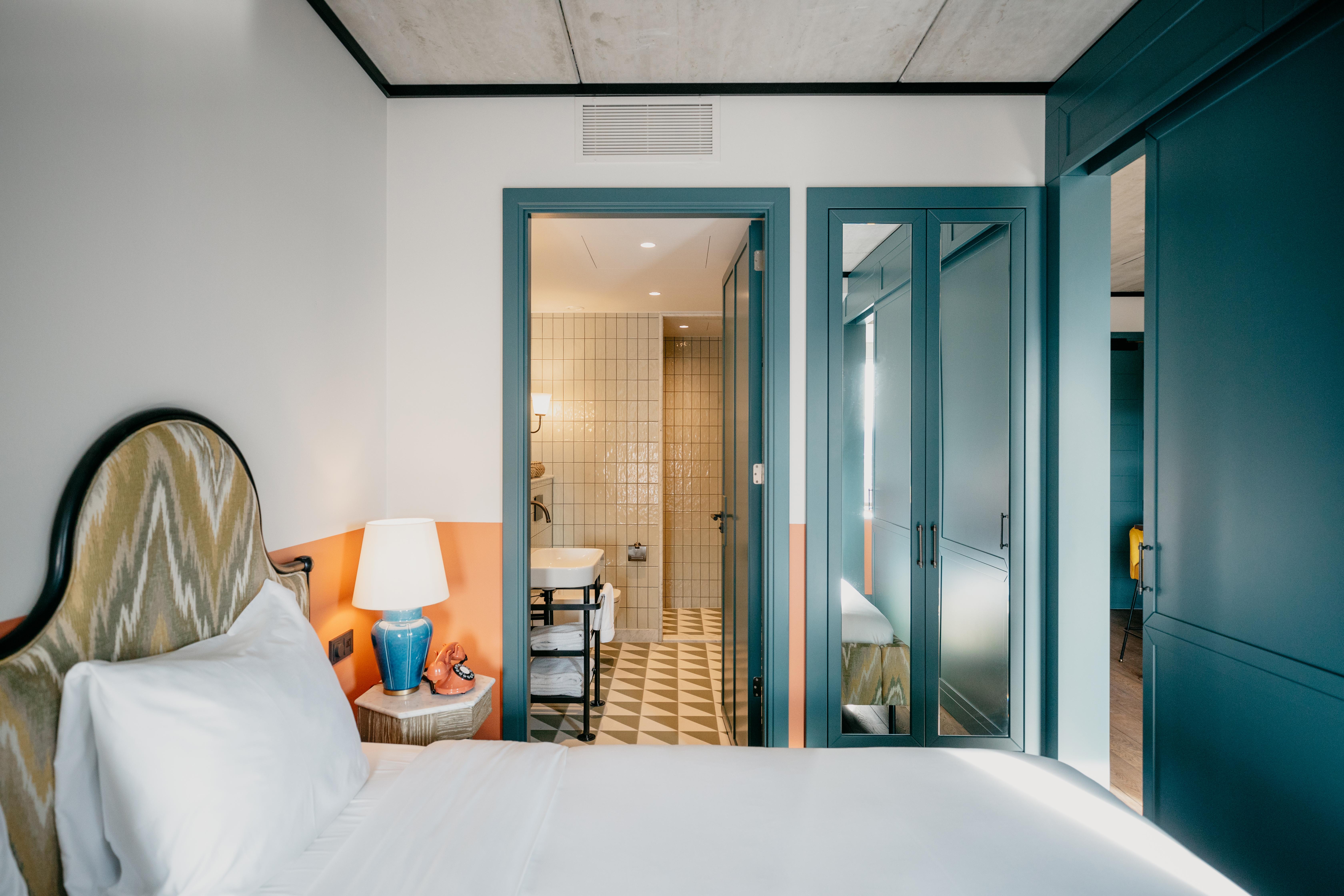 The July - Boat & Co 4* Amsterdam
