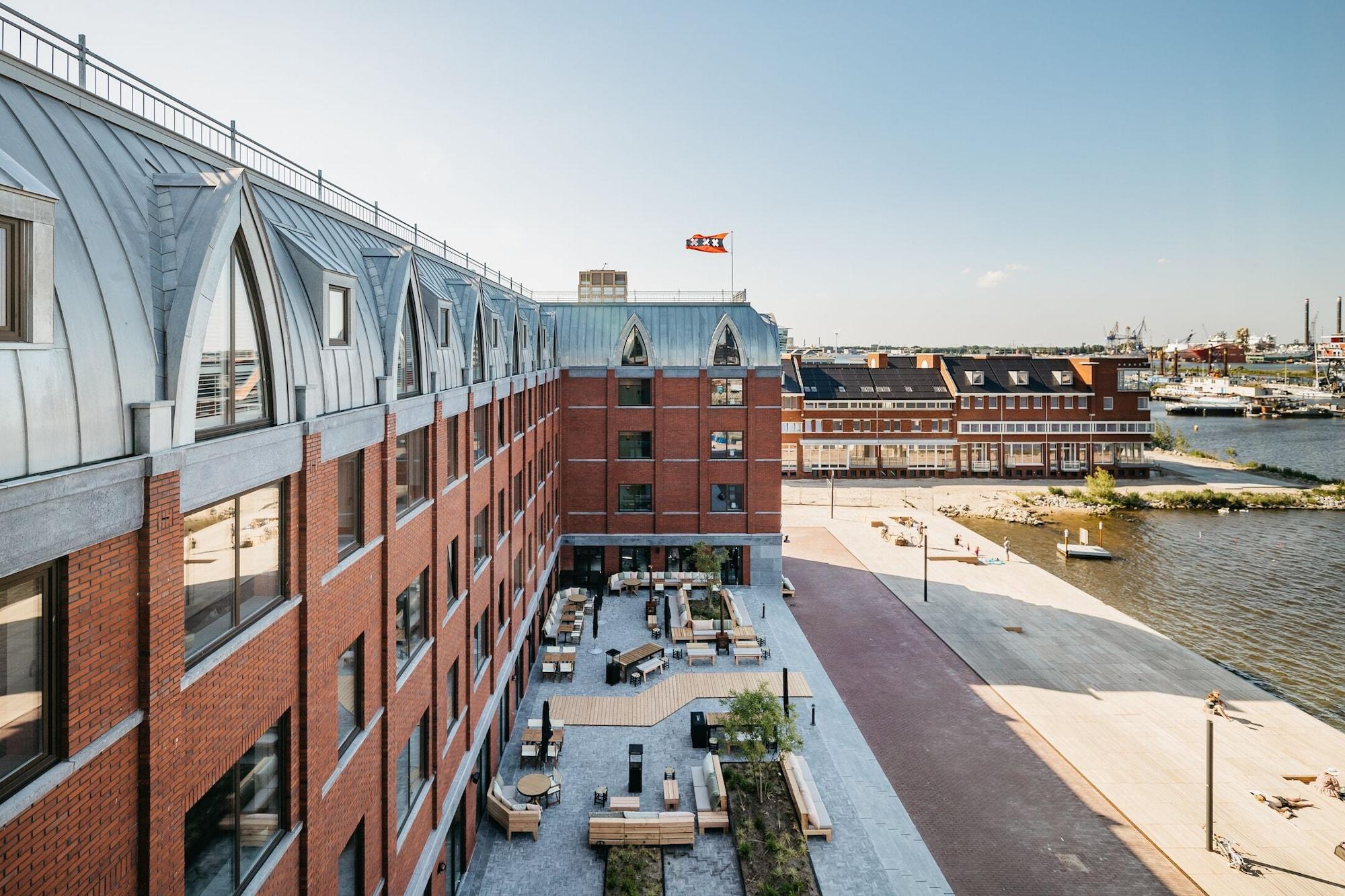 The July - Boat & Co Hotel Amsterdam