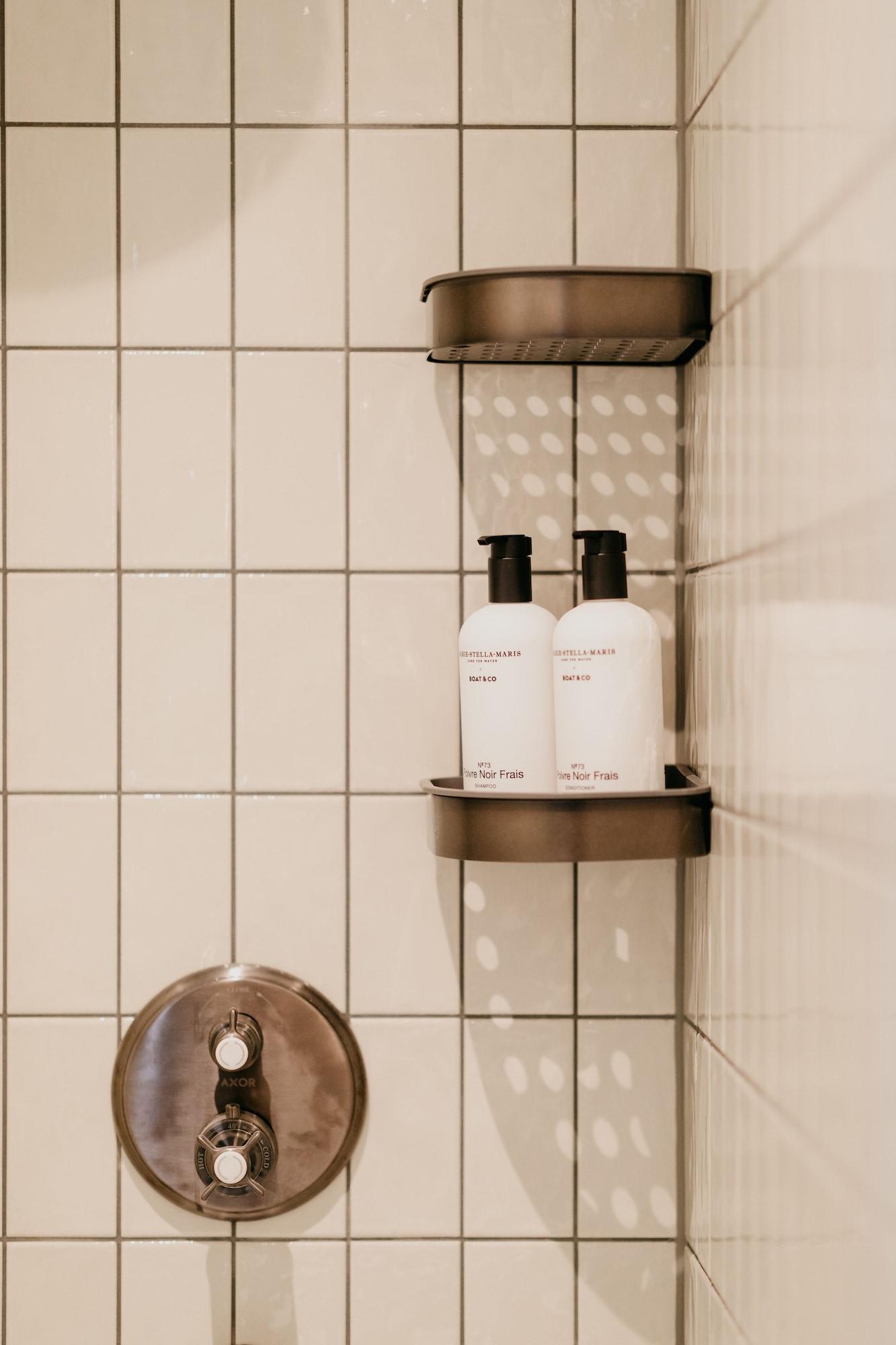 The July - Boat & Co Hotel Amsterdam