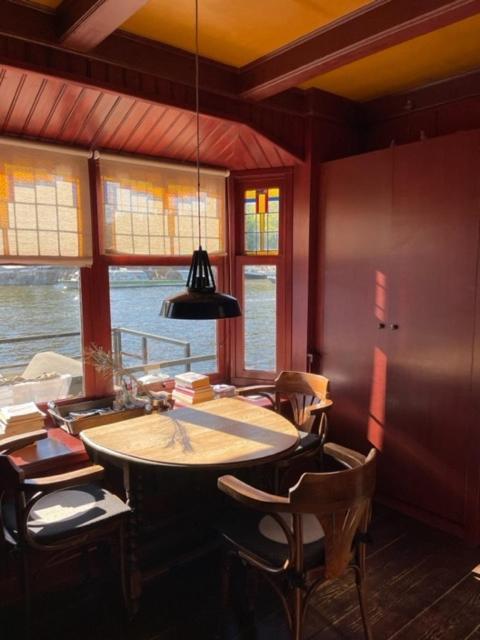 Houseboat Amstel River Studio