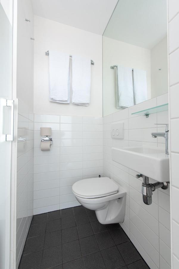 Easyhotel City Centre South Hotel 2*