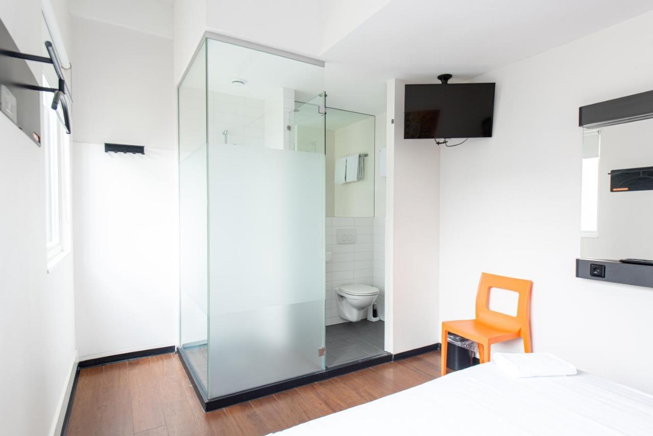Hotel Easyhotel City Centre South 2*