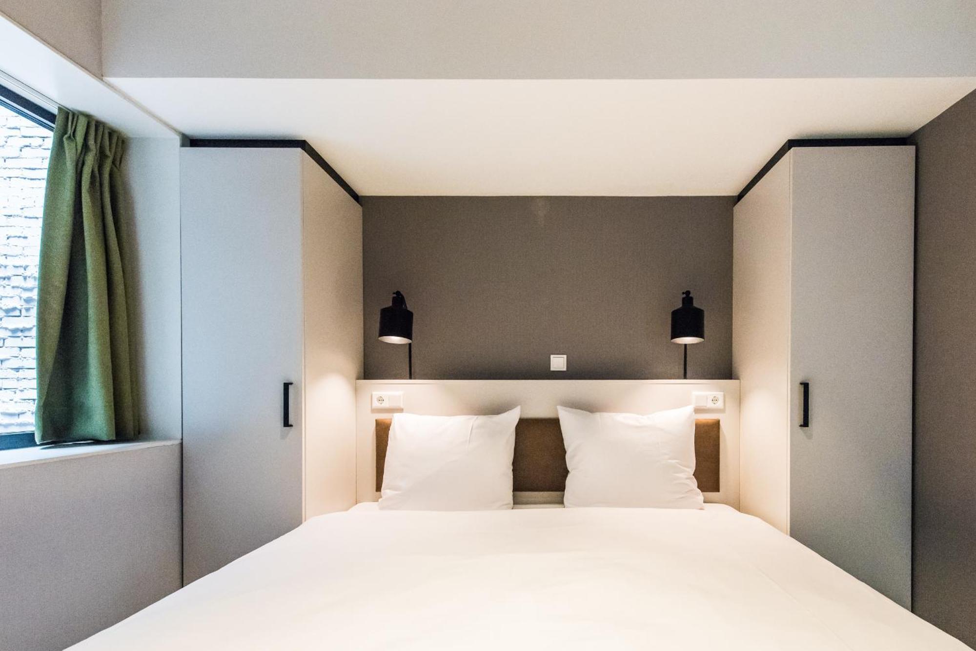 Yays East By Numa Aparthotel 4*