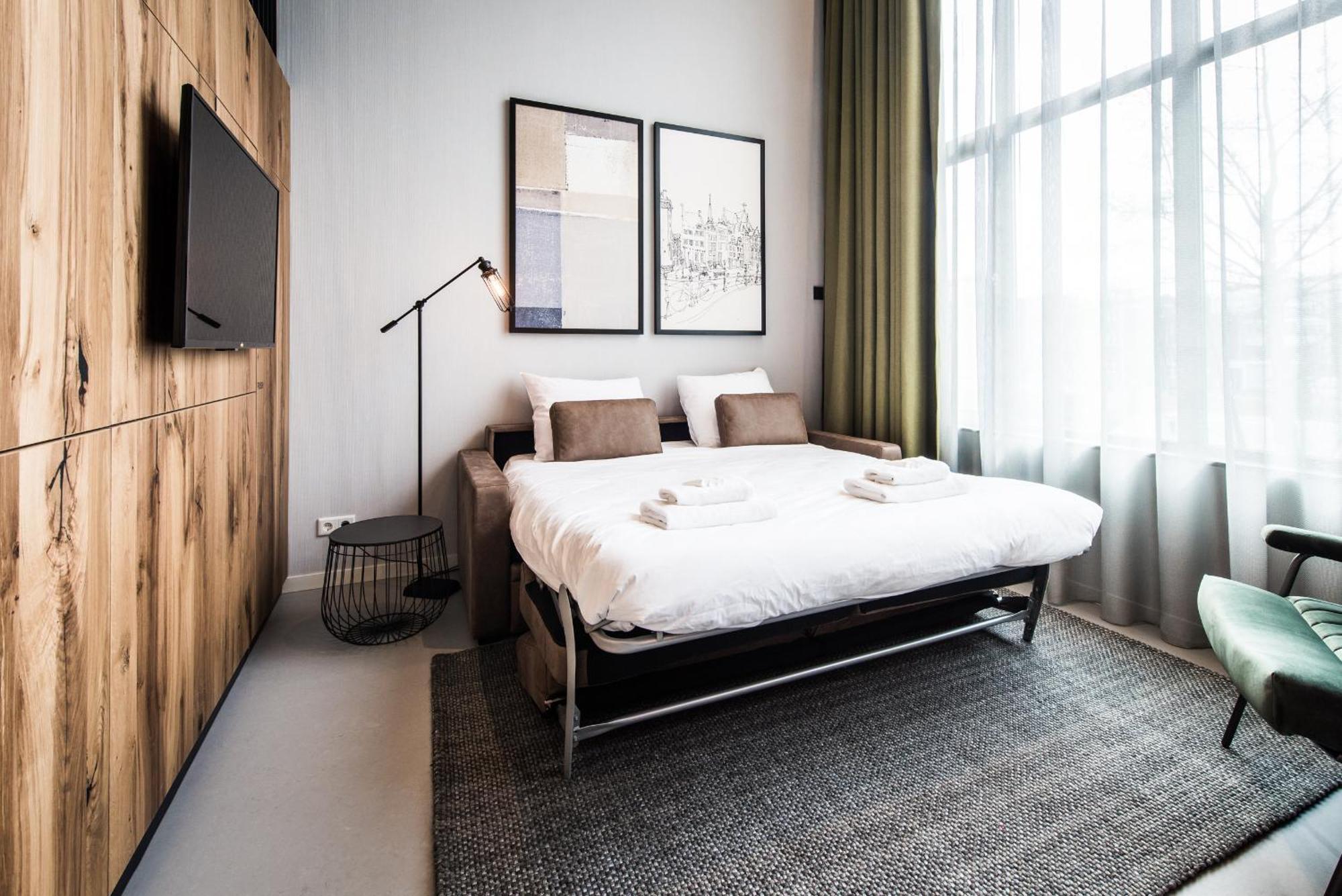 Yays East By Numa Aparthotel 4*