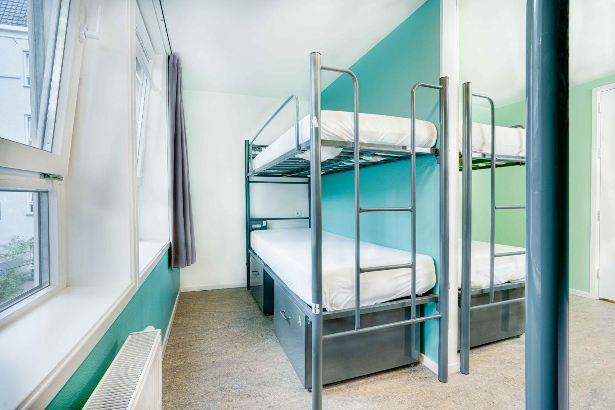 Hans Brinker Hostel Amsterdam