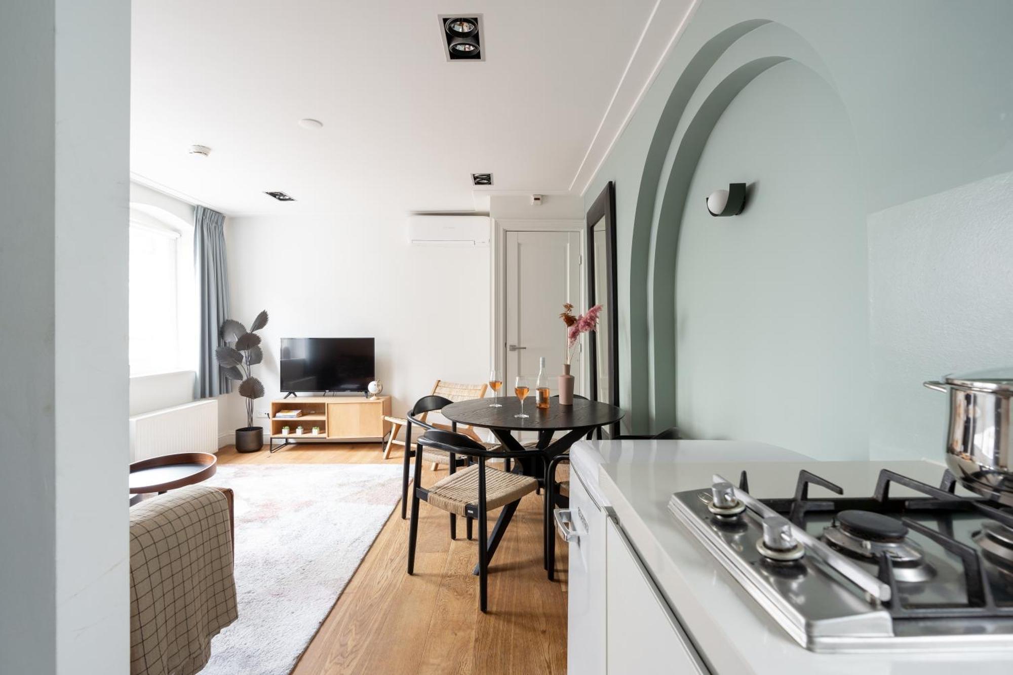 Vondelpark By Yays Aparthotel 4*