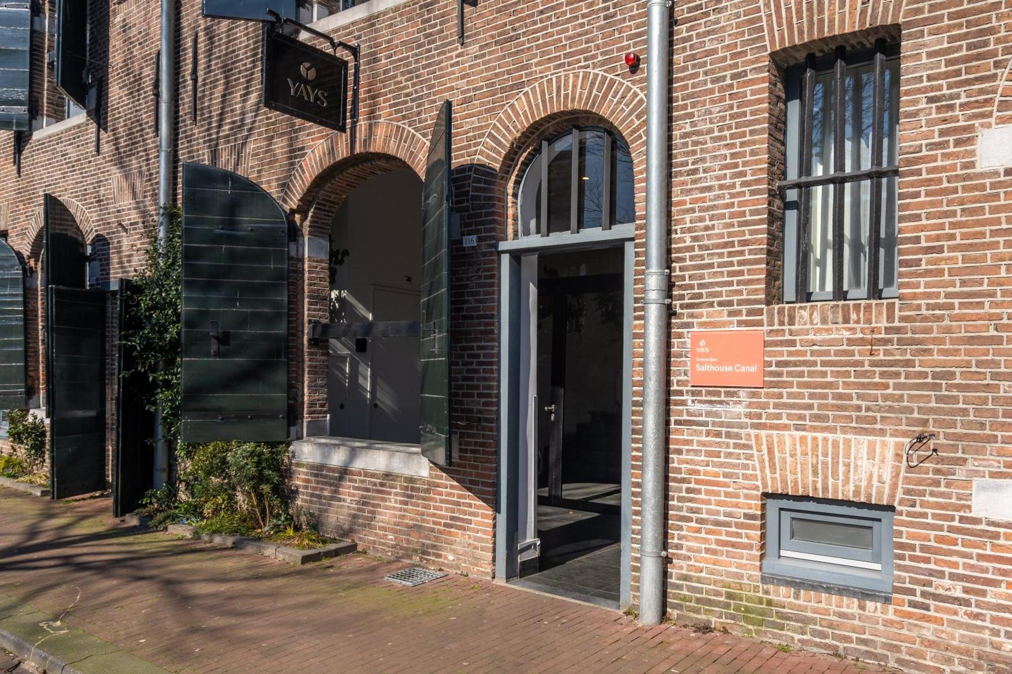 Yays Salthouse Canal By Numa Amsterdam
