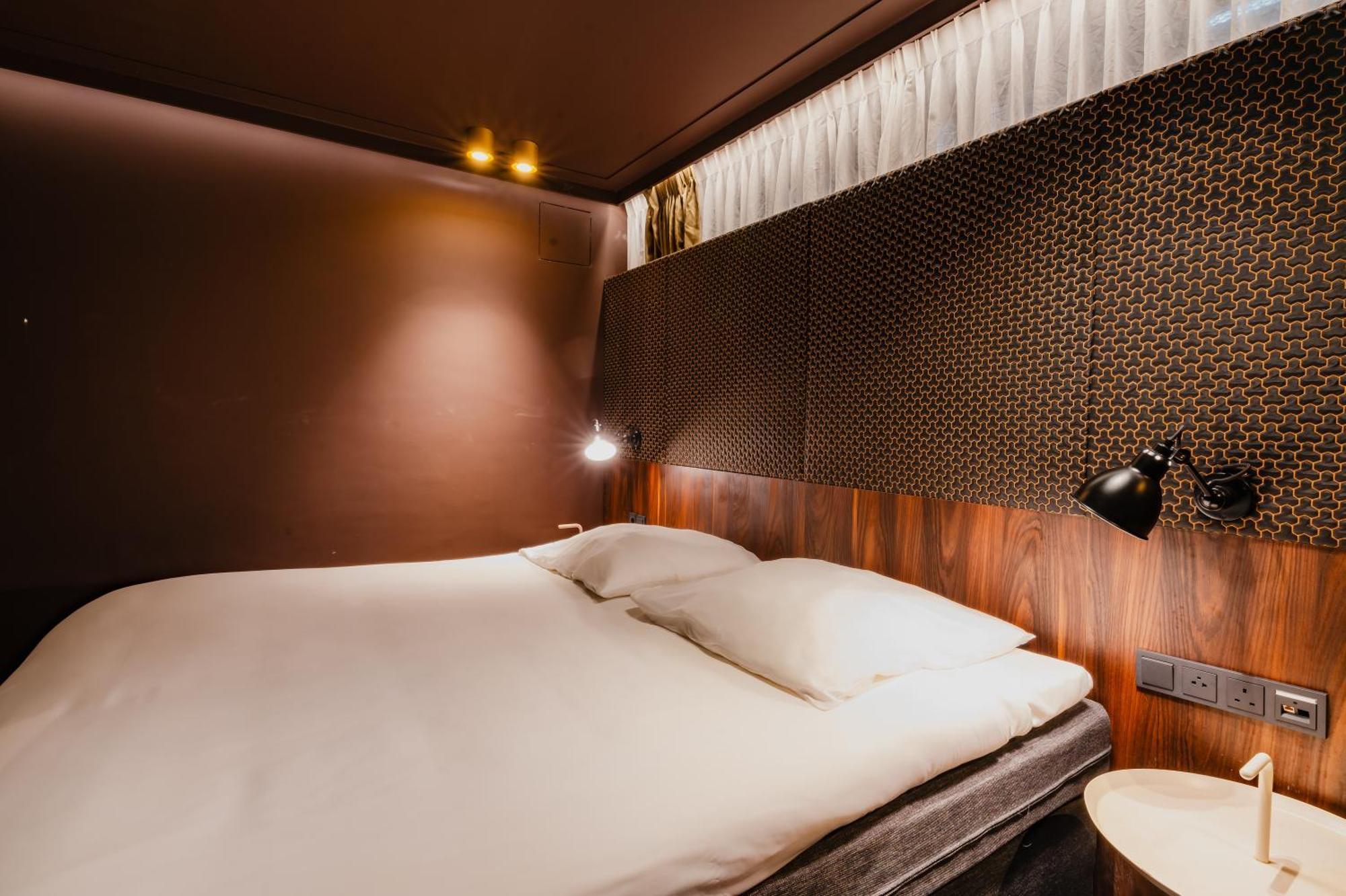 De Jonker Urban Studios&suites Hotel
