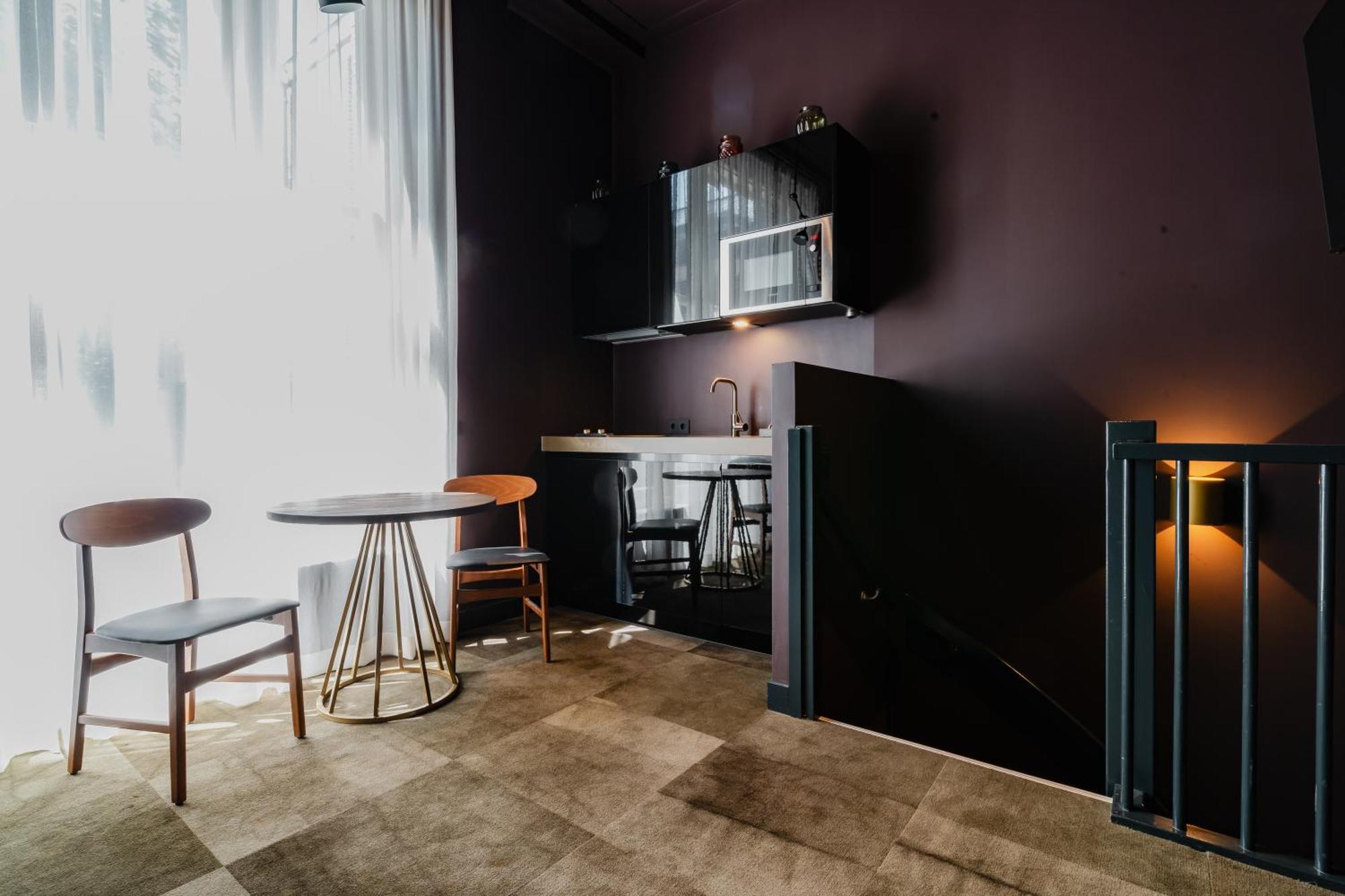 Hotel De Jonker Urban Studios&suites 4*