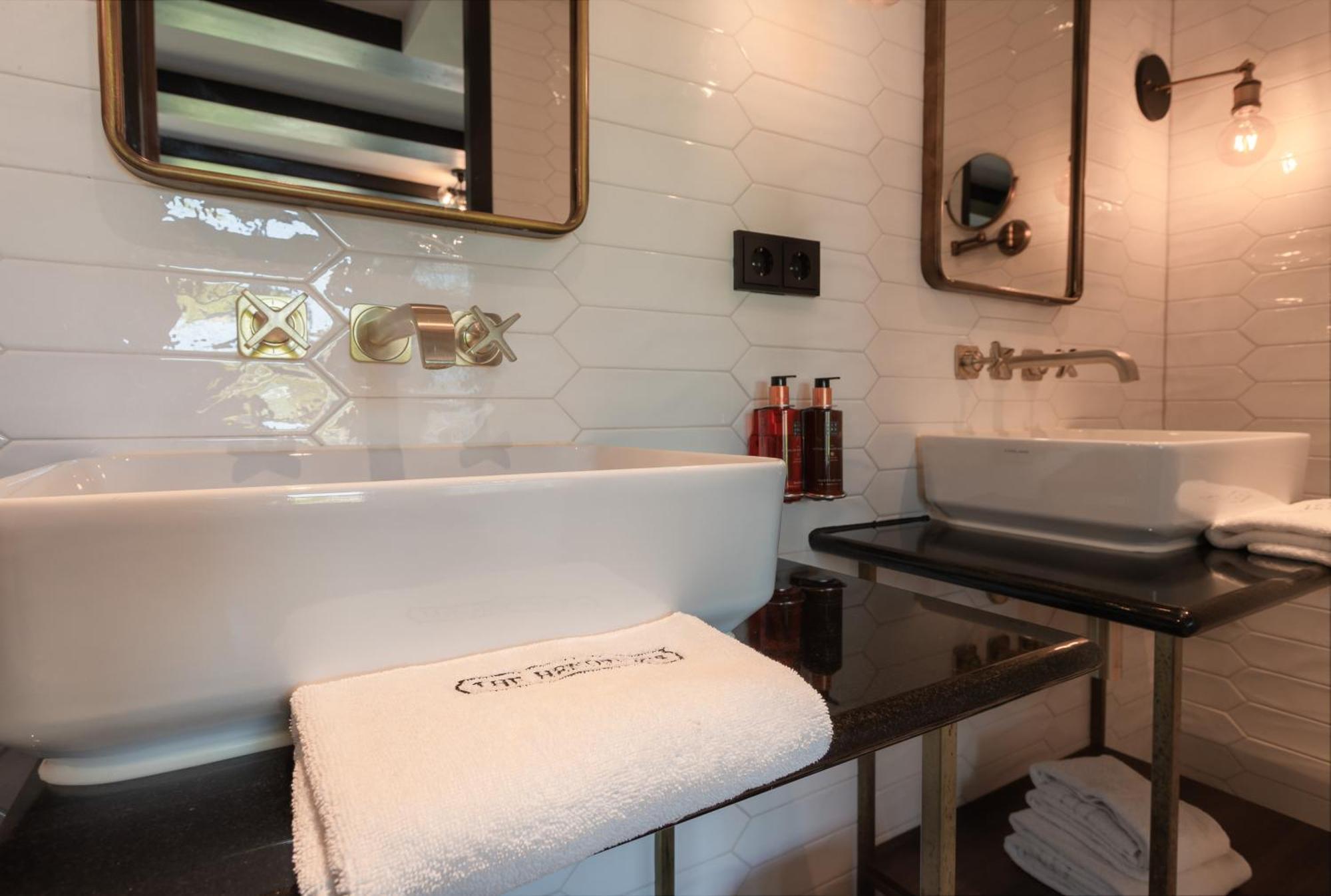 The Hendrick's Hotel 4*