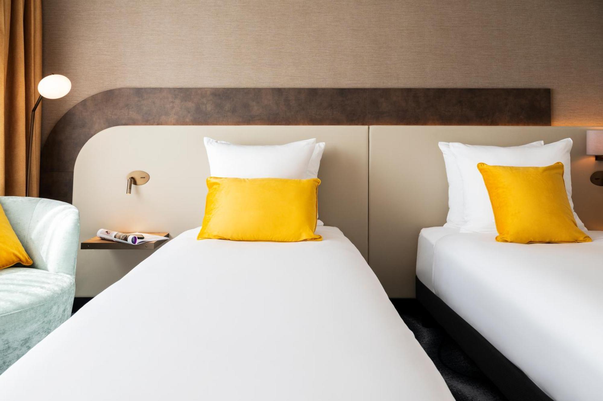 Mercure North Station 4*
