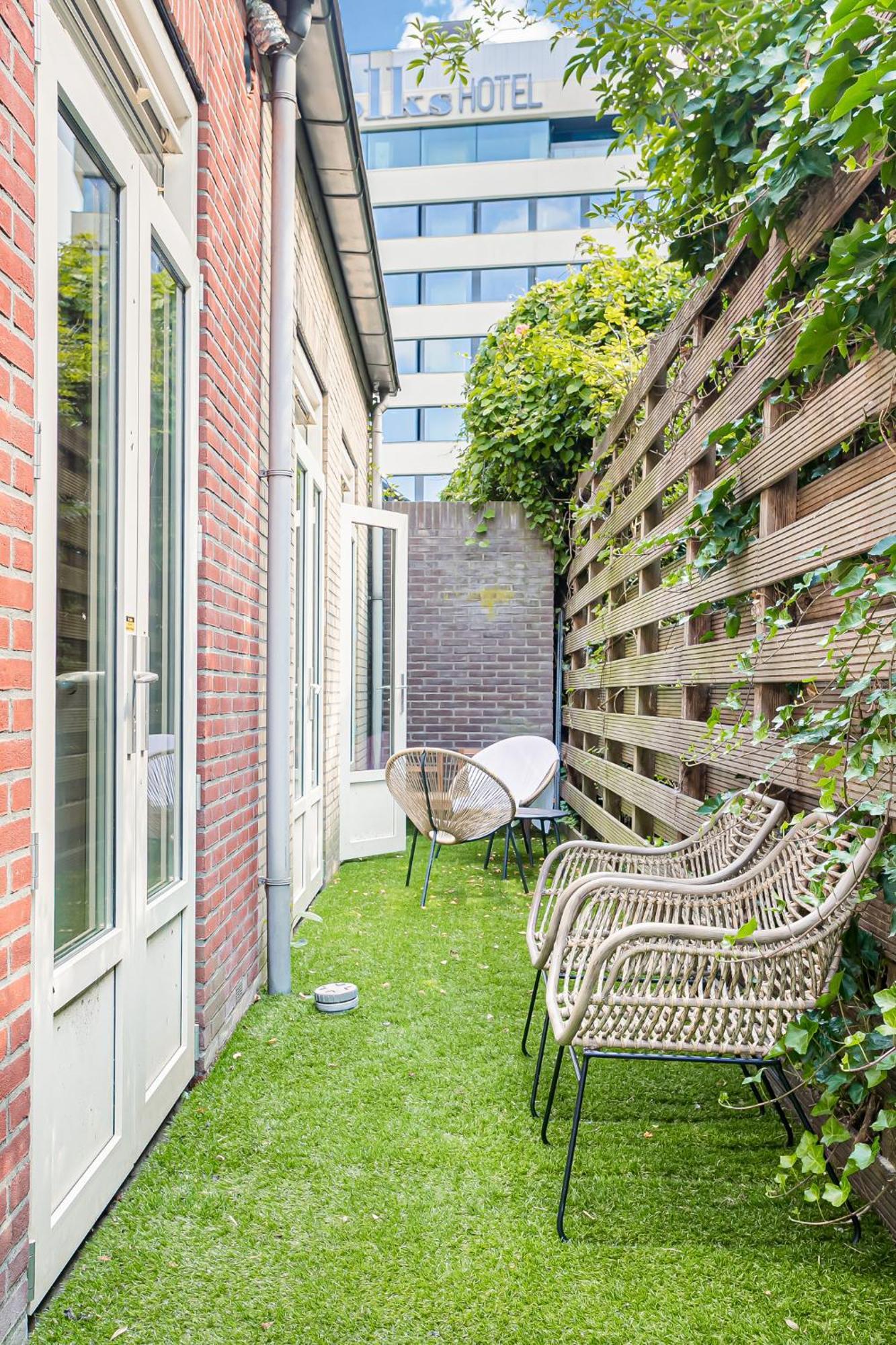 Stylish Next To The Amstel River - Unit B *