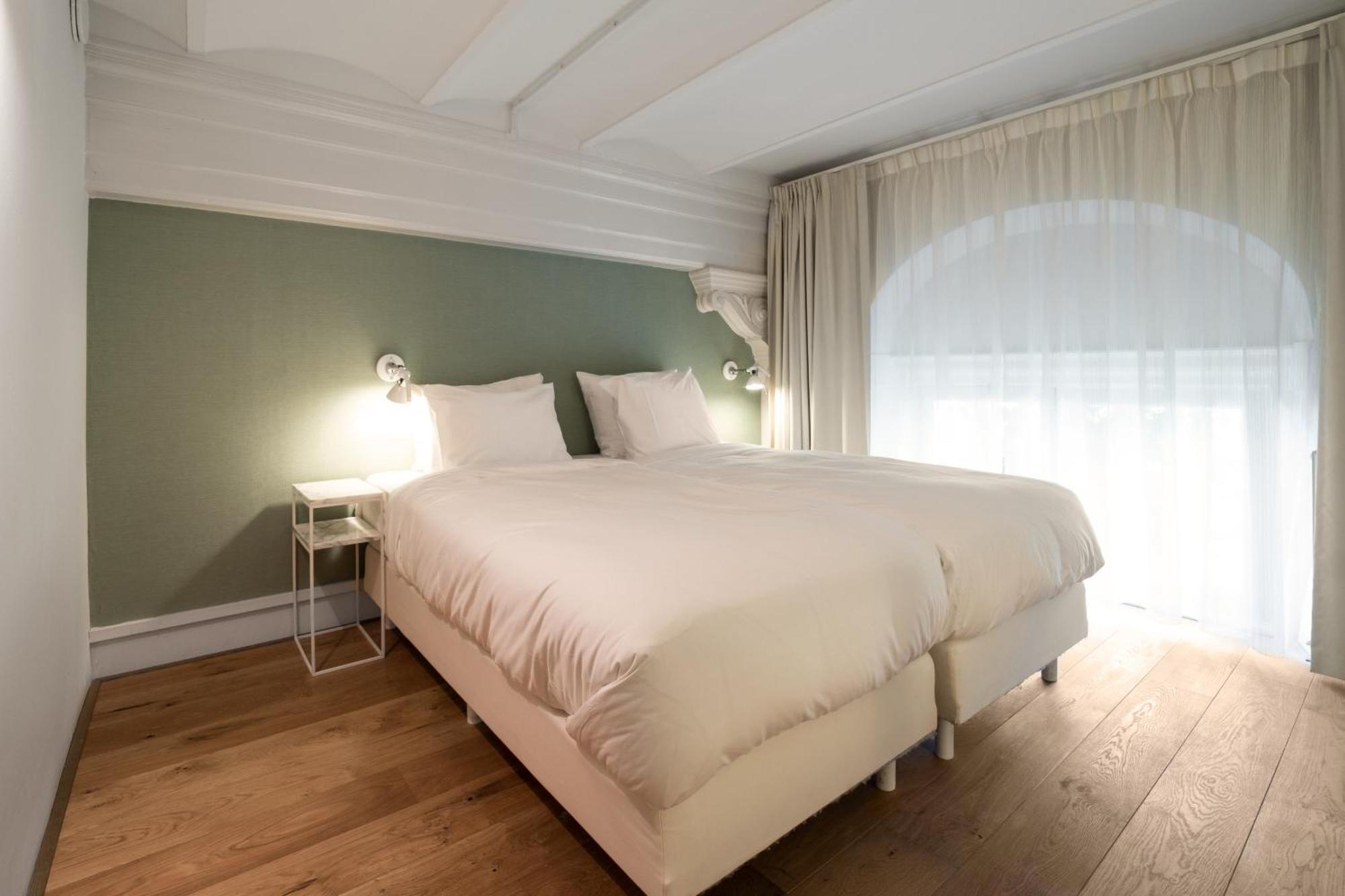 Arena Hotel 4*