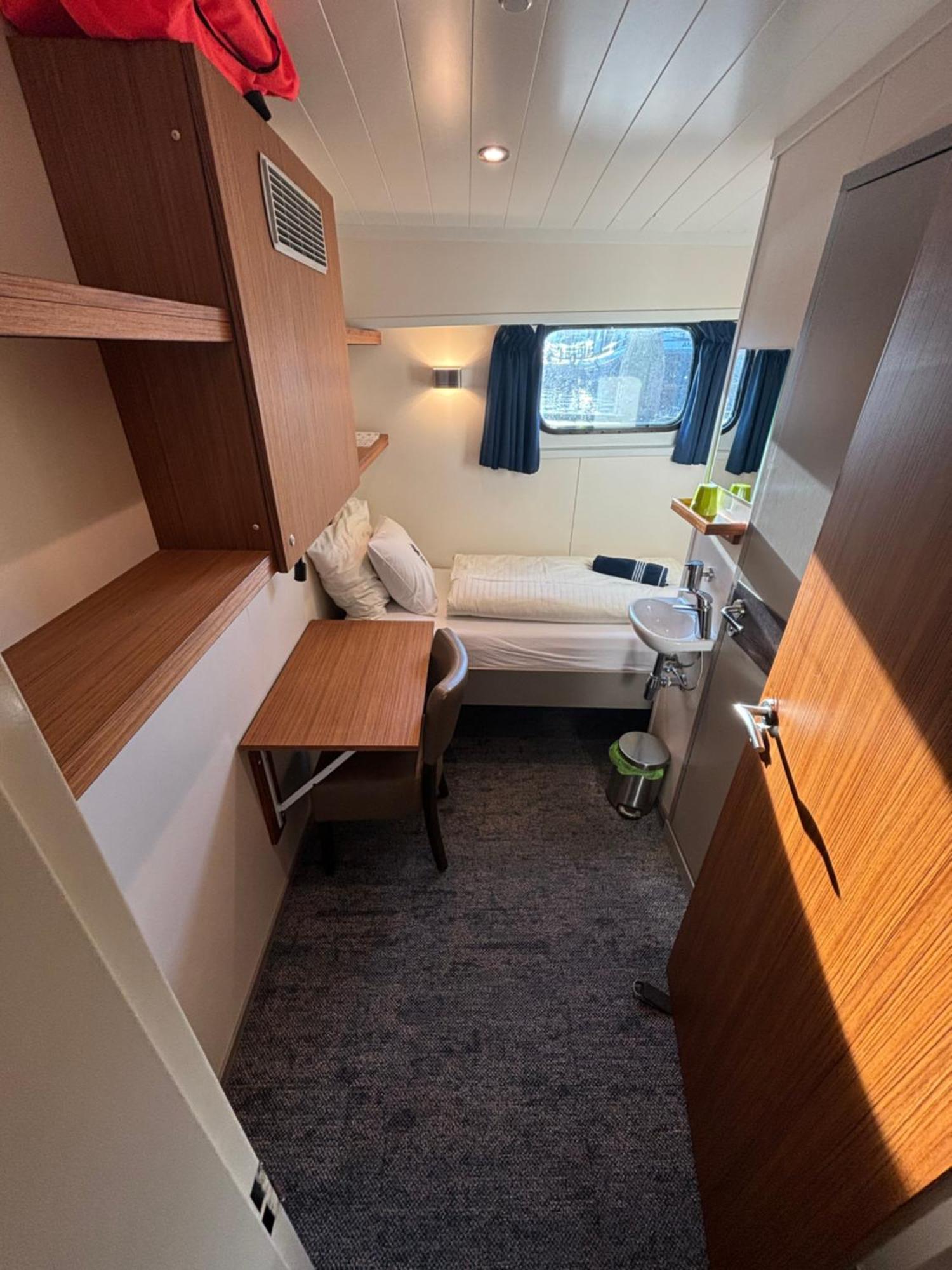 Hotel Hotelboat Iris