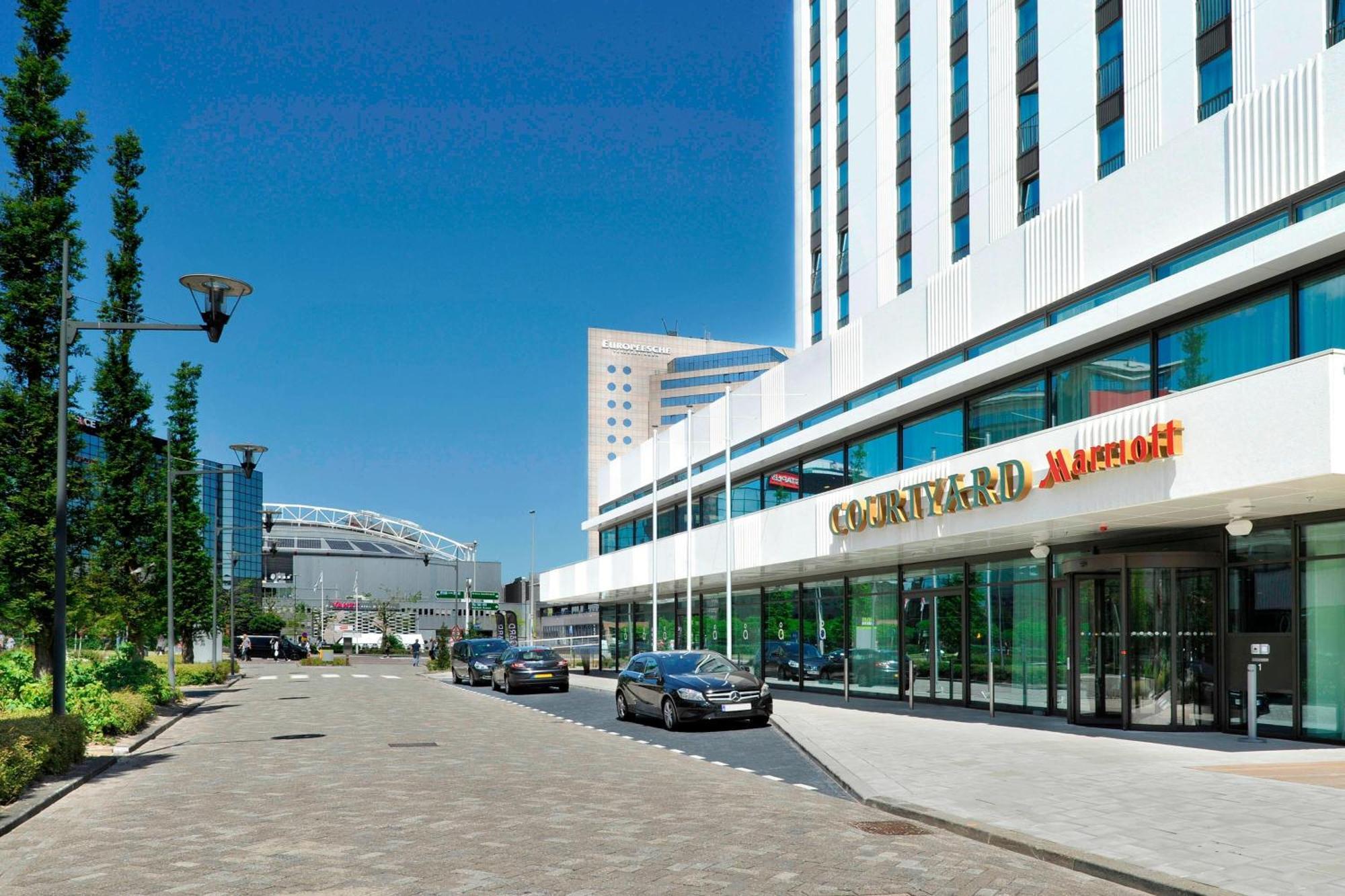 Courtyard By Marriott Arena Atlas Hotel 4*