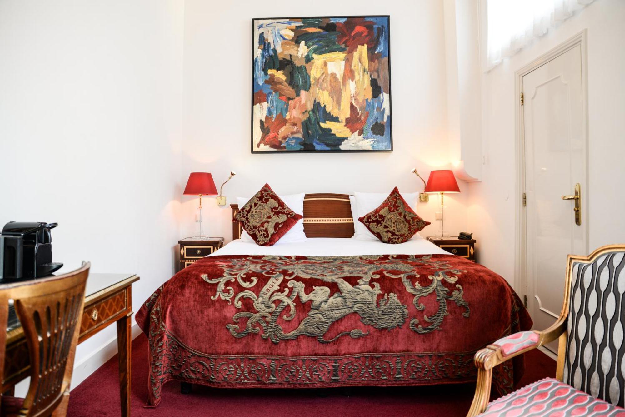 Hotel Ambassade