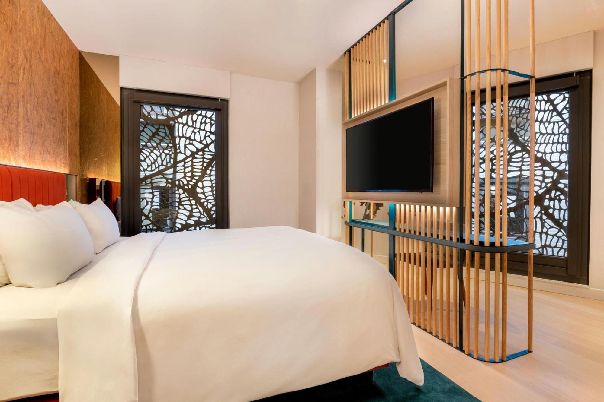 Hotel Renaissance 5*