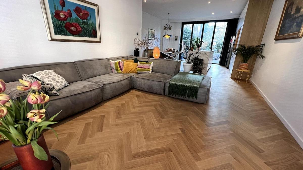 Spacious Familyhouse With Garden In Zuid *
