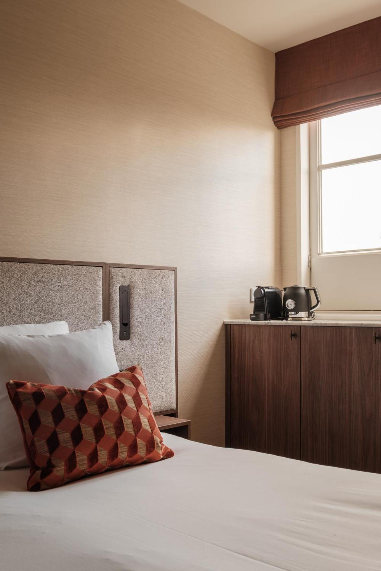 Parklane Hotel 4*