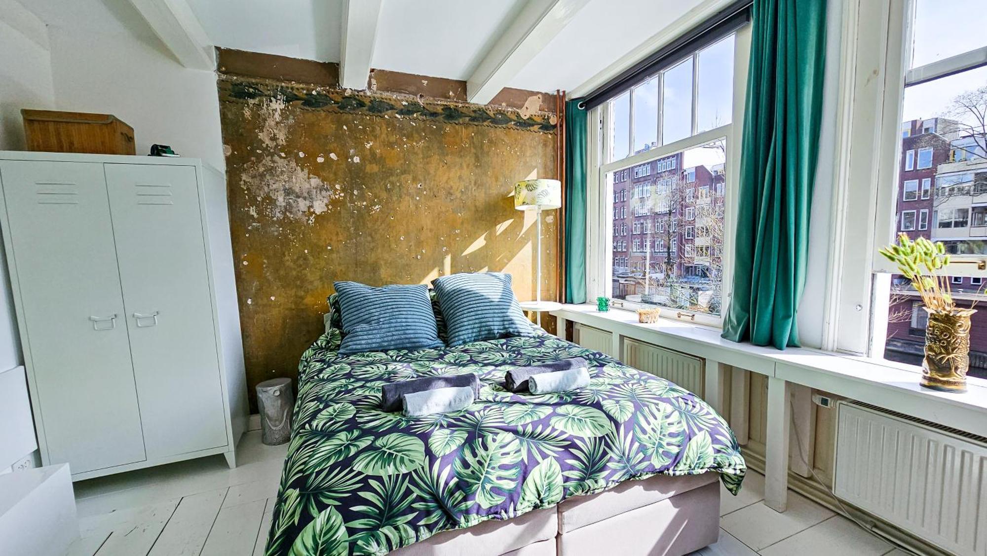 Large En-suite In Historic Canalhouse From 1729 Ferienhaus