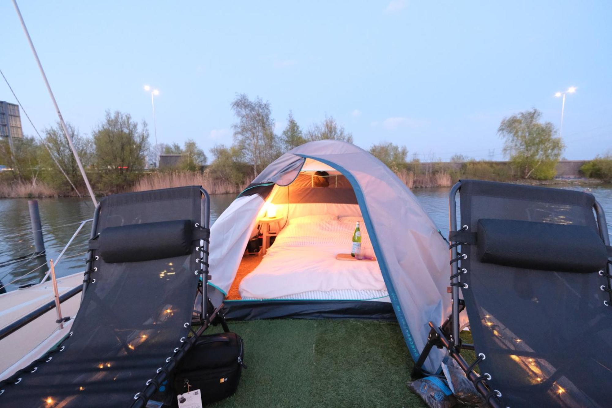 It's A Tent - On A Boat! * Amsterdam