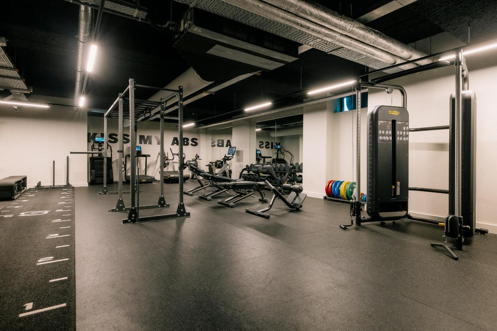 The Social Hub West 4 Star