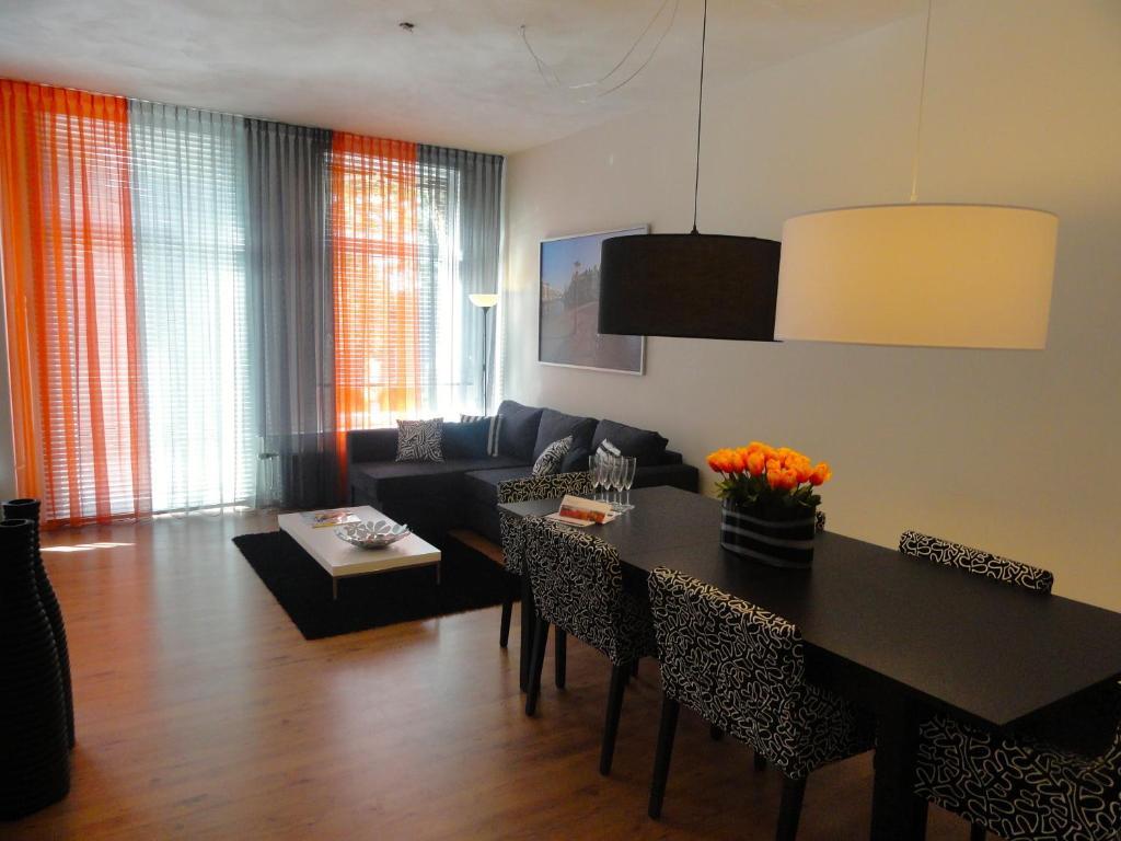 Frankendael Apartment *