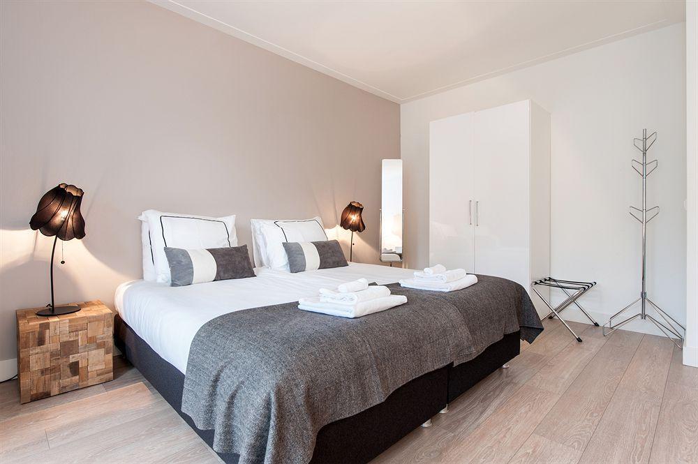 Bellington Hotel *