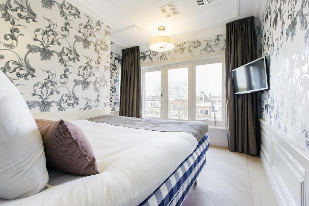 Hotel Canal 4*