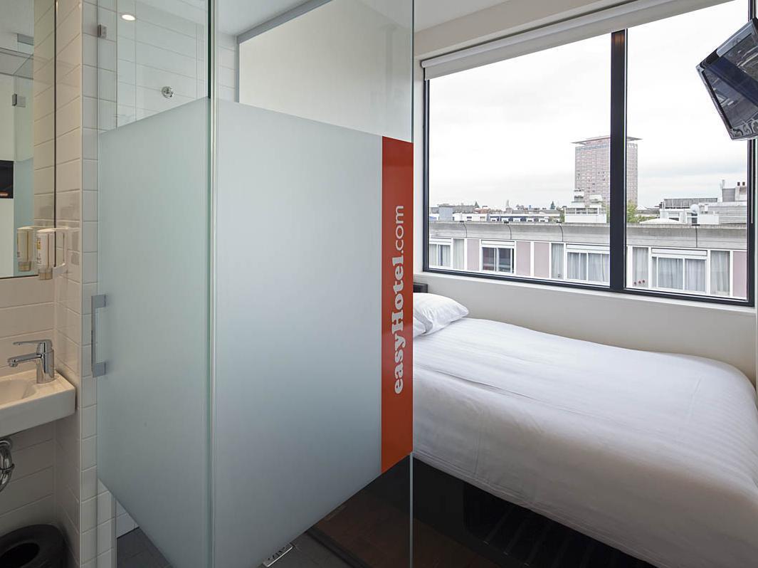 Hotel Easyhotel City Centre South 2*