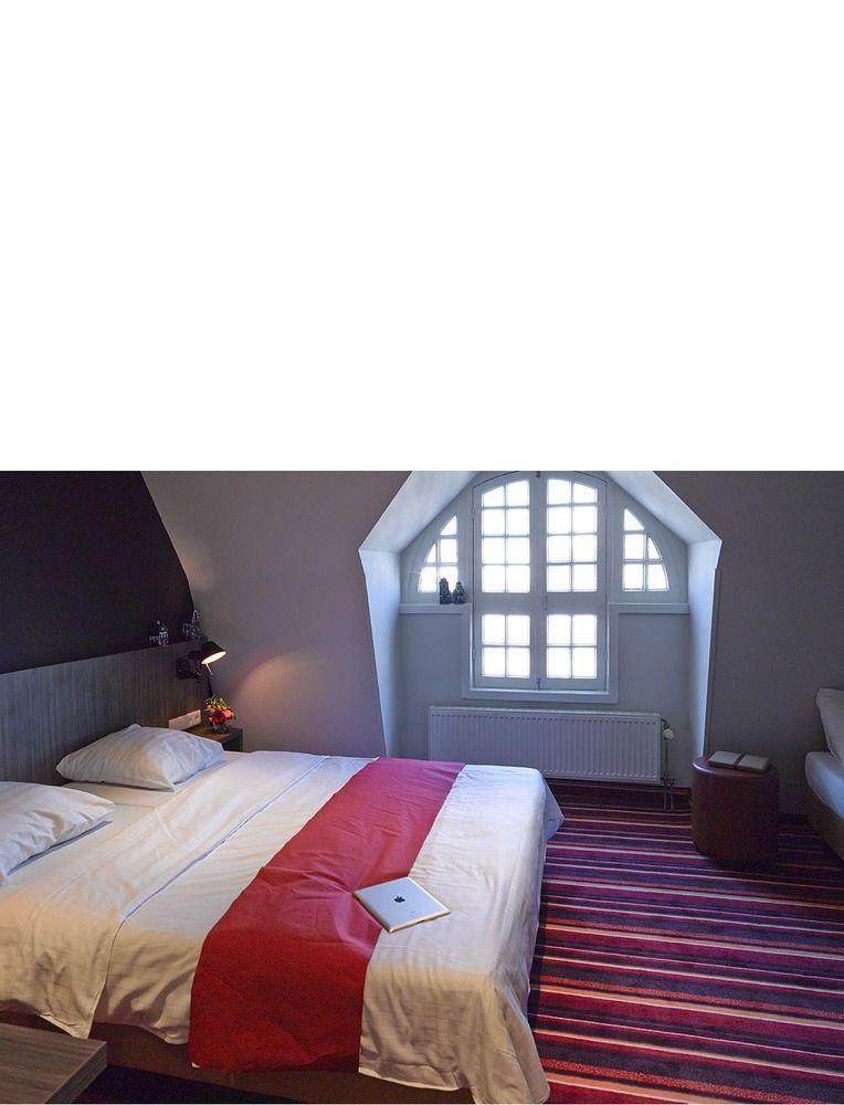 Mozart 2* Amsterdam