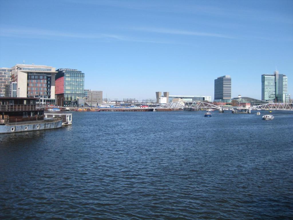 Passengership Avanti Botel Amsterdam