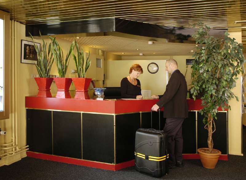 Budget Trianon 2*