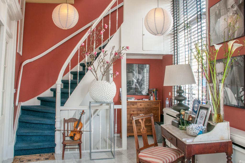 The Vanguard Bed & Breakfast 2*