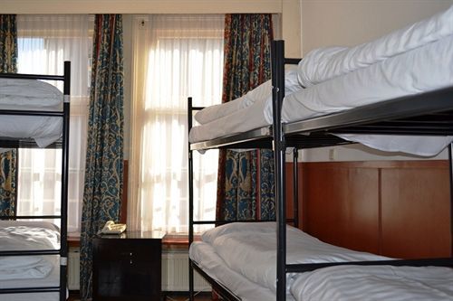 Continental Hotel *