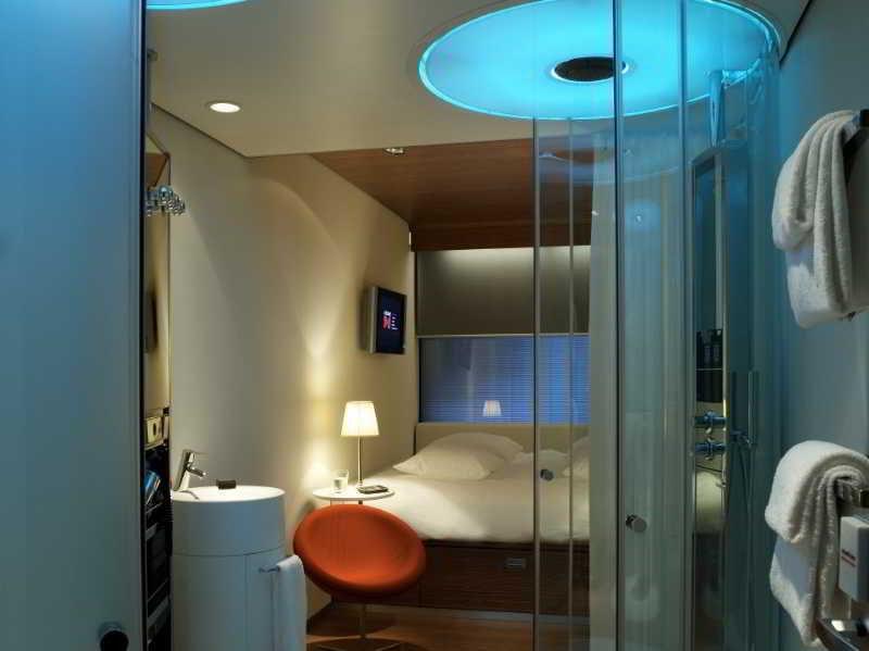 Citizenm South 4*