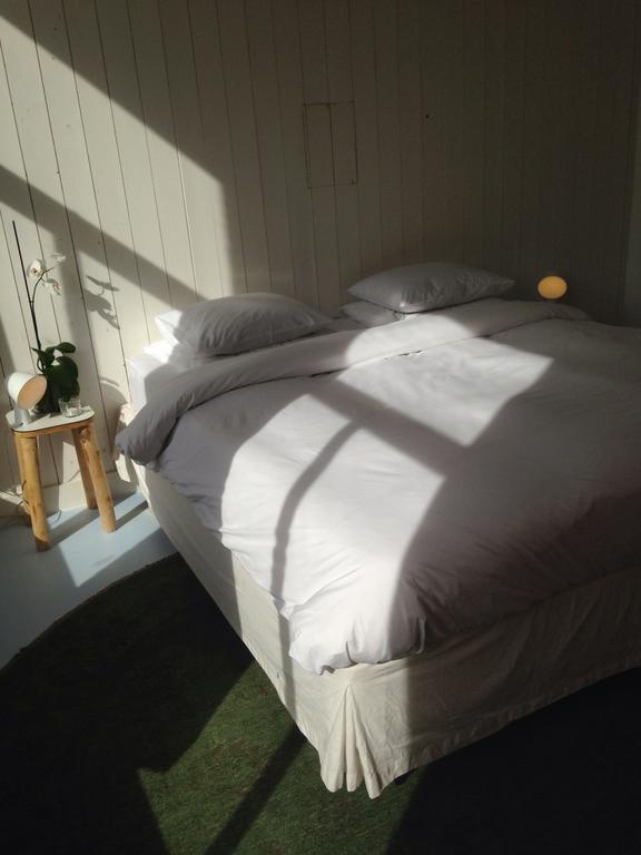 Miauw Suites, Canal View City Centre