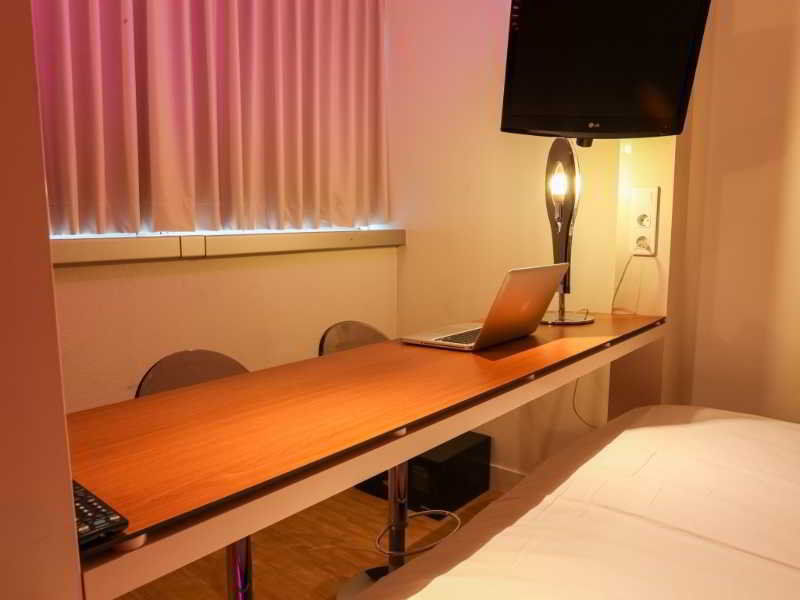 Qbic Wtc 3*