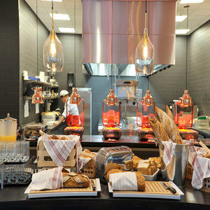 Hotel Courtyard By Marriott Arena Atlas 4*