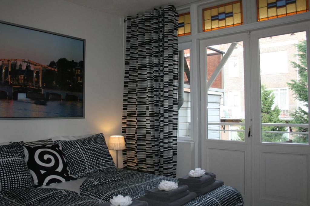 Frankendael Apartment *