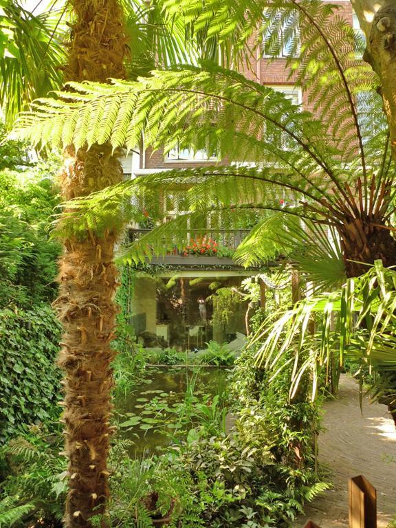 Garden Centre Hotel 3*