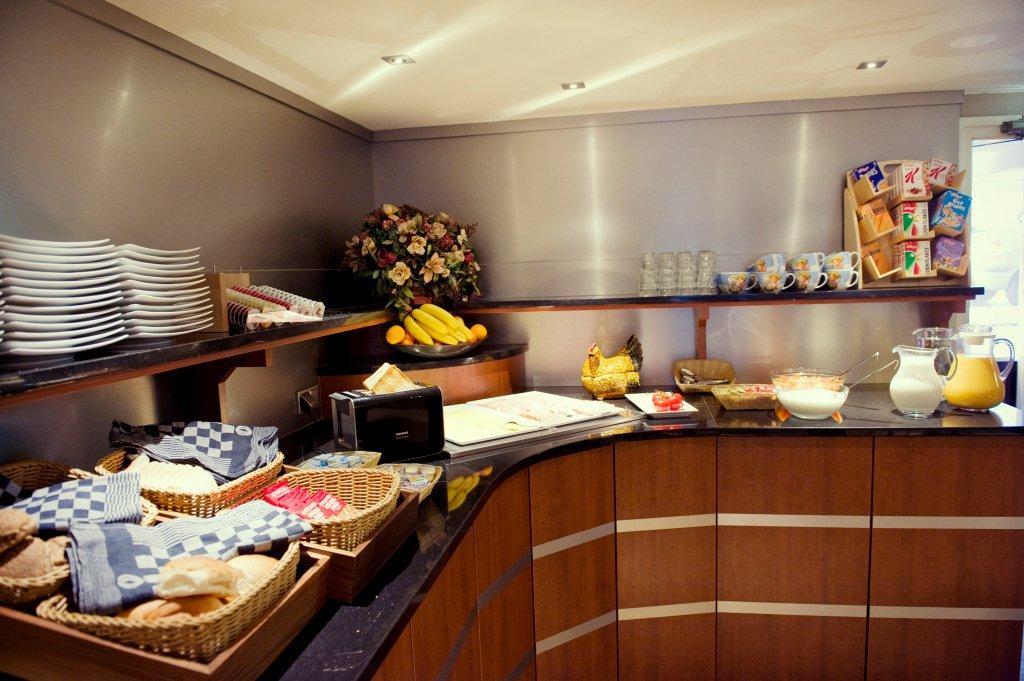 Huygens Place 4*