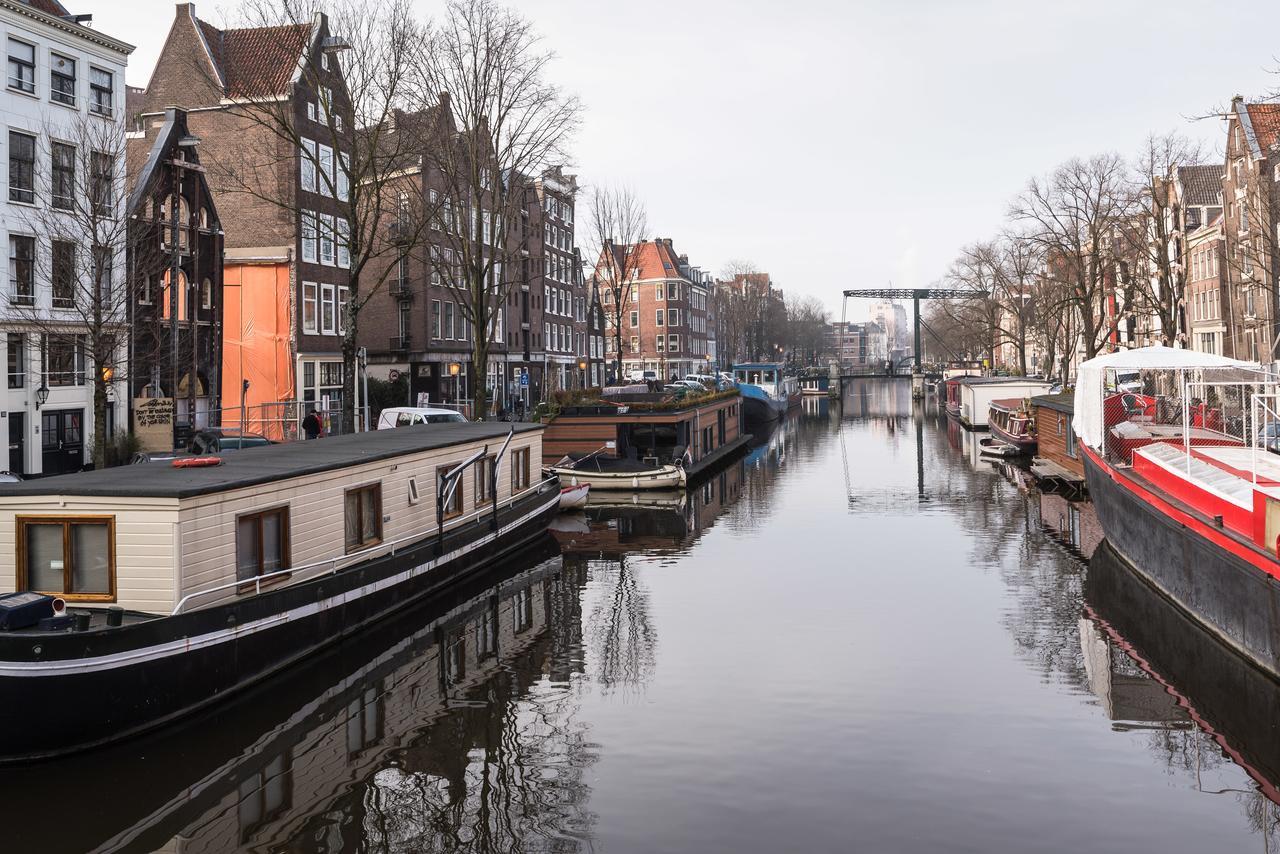 Botel Houseboat-apartment Sumatra Amsterdam